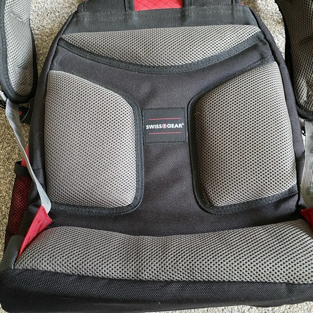 SwissGear maxxum tech